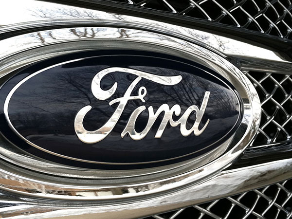 Логотип Форд: история, шрифт